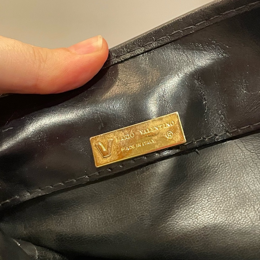 EUC Auth Mario Valentino VTG Black Leather Hinge Clutch Handbag Purse GHW Lux! - Picture 14 of 14
